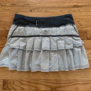 Lululemon Pace Setter skort